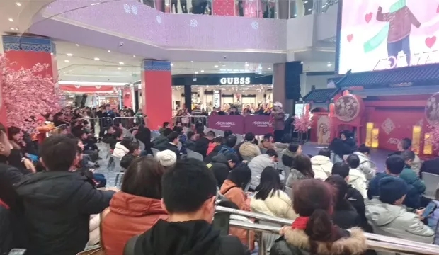 這面3層樓高的壹品玉屏，帶火這座16萬㎡購物中心的線下營銷 4.webp.jpg