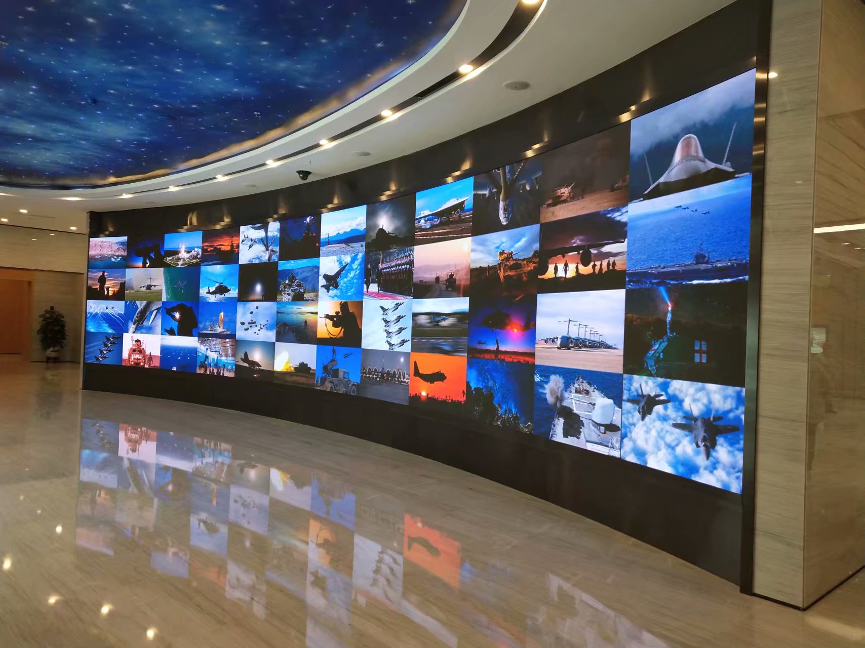 LED<a href=http://m.zisens.com/quancai/ target=_blank class=infotextkey>全彩顯示屏</a>