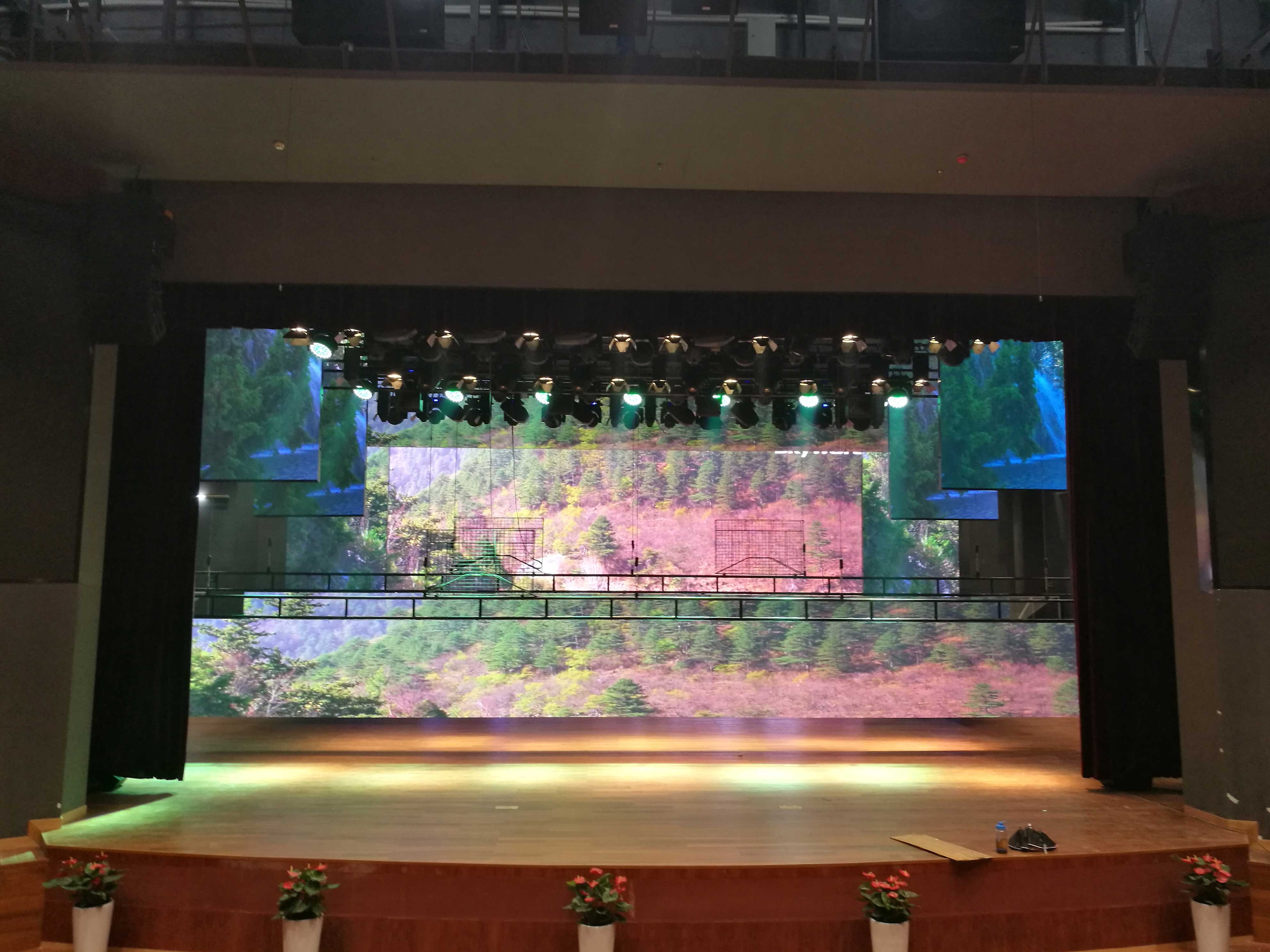 室內(nèi)LED<a href=http://m.zisens.com/zulinping/ target=_blank class=infotextkey>租賃屏</a>案例