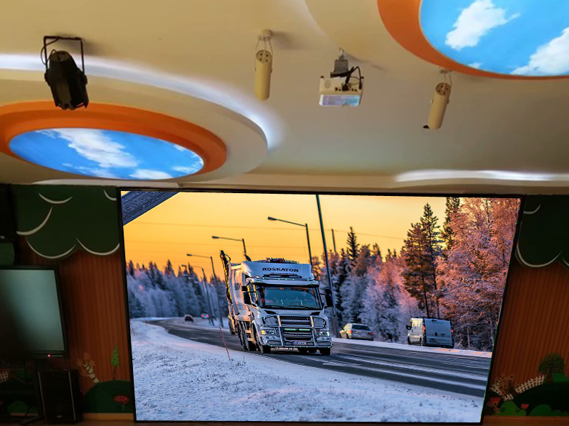 室內(nèi)全彩LED發(fā)展前景 室內(nèi)全彩LED發(fā)展前景