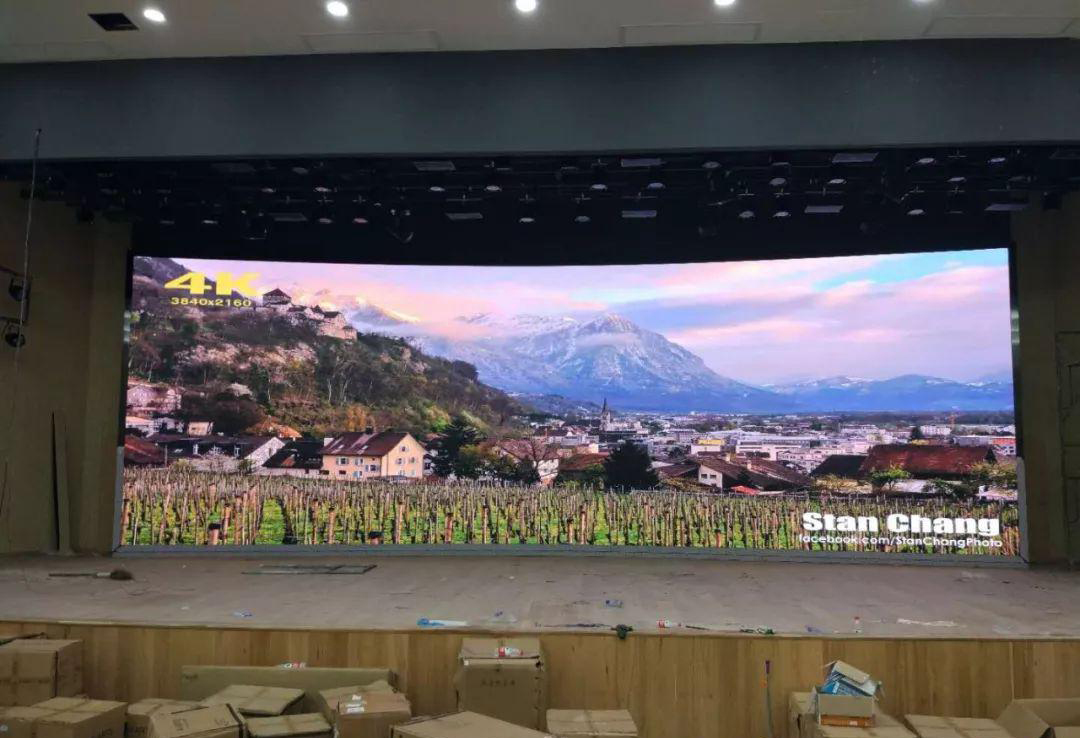 <a href=http://m.zisens.com/xiaojianju/ target=_blank class=infotextkey>小間距</a><a href=http://m.zisens.com target=_blank class=infotextkey>led屏</a>雙備份工作原理