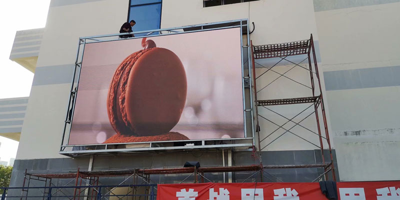 戶(hù)外<a href=http://m.zisens.com target=_blank class=infotextkey>led屏</a>安裝 戶(hù)外<a href=http://m.zisens.com target=_blank class=infotextkey>led屏</a>安裝